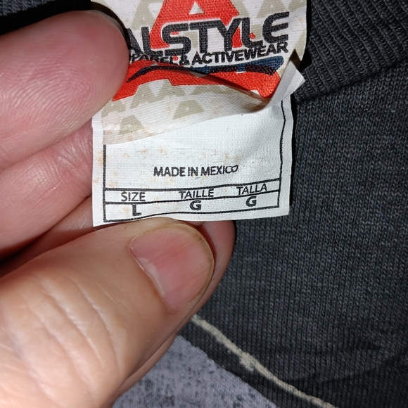 Distressed game of thrones tshirt - Picture 3 of 3